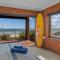 Beachfront-private beach access and 180 degree bay views! - Chelsea