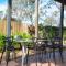 Beachside One Bedroom Flat Retreat - Maroochydore