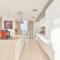 Posh 2 BR Oceanfront Apt in the Heart of Bluewaters Island