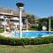 Villa Giselda con piscina e vasca idromassaggio