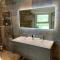 Modern studio apartment with stunning views!