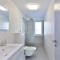 Villa RE with pool and spa - Slivnica