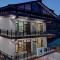 Treebo Roshan House with Valley View - ماكليود غانج