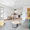 Conseil B - Chic 2BR City Center Apartment - Free Parking & Mountain View - By Cozee Rentals
