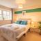 Saltbox Stays - 3 Bed with off-street parking, fast Wifi, sleeps 7, Central location - 阿什比德拉祖什