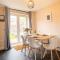 Saltbox Stays - 3 Bed with off-street parking, fast Wifi, sleeps 7, Central location - 阿什比德拉祖什