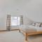 The Roost Group - 8-Bed Home - Hot Tub WiFi Parking