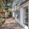 Modernes Landapartment