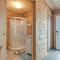 1 Mi to Ocean Colorful Freeport Beach Rental! - Фріпорт