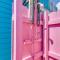 1 Mi to Ocean Colorful Freeport Beach Rental!