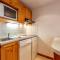 Duplex charmant près du centre et des pistes, avec balcon sud, parking et wifi inclus - FR-1-694-39