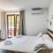 Golden Lakes Rooms
