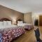 Red Roof Inn and Suites Newark - University