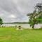 Sunny Lakefront Family Paradise with Deck and 2 Kayaks