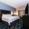 La Quinta Inn & Suites by Wyndham Ankeny IA - Des Moines IA