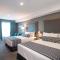 Sandman Signature Ottawa Airport Hotel