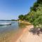 Apartments and rooms by the sea Posedarje, Novigrad - 21123