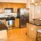 Pet Friendly Tranquil Cottage with Fire-Pit and Seasonal Hot Tub Sept-March Minutes to BEACHES