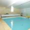 Peaceful holiday home with heated pool - Vignol