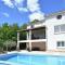 Peaceful villa with private pool - Courry