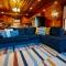 Heated Pool Hot Tub Game Room Mountain Views - 赛维尔维尔