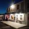 Shore Point Motel