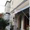 Barefoot Guest House