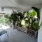 Shoal Bay Serenity Beach Cottage Newly Renovated