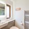 Osprey Lodge 1 with Hot Tub - Newton Stewart