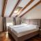 Wooden design Apartment by Wonderful Italy