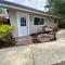 Light filled Cottage Studio Blocks from Beach - Aptos