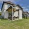 Modern Luxury Retreat Walk to Tims Ford Lake!