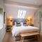 The Bottle & Glass Inn - Garden View - Room 1 - Henley on Thames