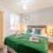 CITY CENTRE FLAT Ideal For Contractors, Families & Relocators - Disable People Welcome - Free Parking, Fast Wifi, Smart TV And 2 Bathrooms, 7min walk from Train Station! - Ковентри