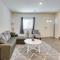 Inviting Henderson Townhome with Community Pool!