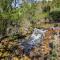 Ivylog Creek Getaway - STR License #00,7980