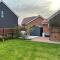 Fully Detached Studio Annexe with King Bed for 2 & Sofa Bed for 2