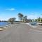 Beach Boutique With River View - Maroochydore