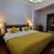 Mama Naxi Guesthouse
