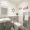 1 Putsborough - Luxury Apartment at Byron Woolacombe, only 4 minute walk to Woolacombe Beach! - 伍拉科姆