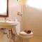 Bemo Corner Guest House