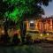 The Royal Ascot Holiday Home - Alibaug