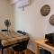 Aelia luxury apartment with private entrance - Karavomylos