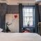 Moonfleet Boutique Hotel