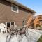 Stylish 5 BR- LG Fenced Backyard and Playground - Summerset