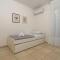 Bright & Elegant 2BD Apt w/ View - Афіни