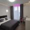Rybalsky Studio Apartment Podil - Dnipro View