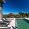 Luxusvilla in Kroatien mit Pool und Meerblick