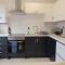 Private 2 bedroom house close to the beach