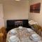 Large, Quiet, Sleeps 16, 4 bathrooms, Parking, Leicester